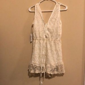 BRAND NEW FLORAL ROMPER